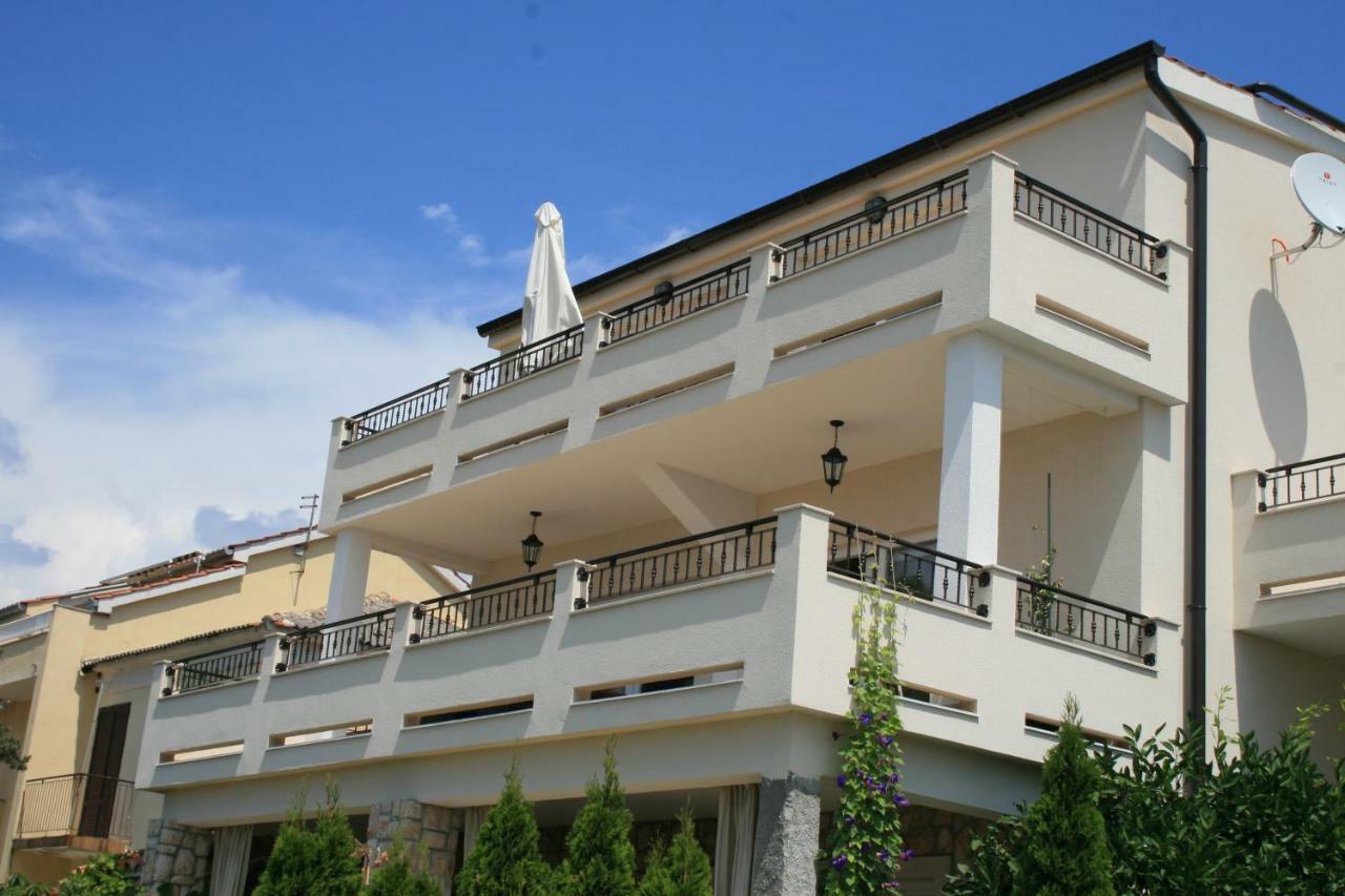 Banjol Apartment Aria מראה חיצוני תמונה